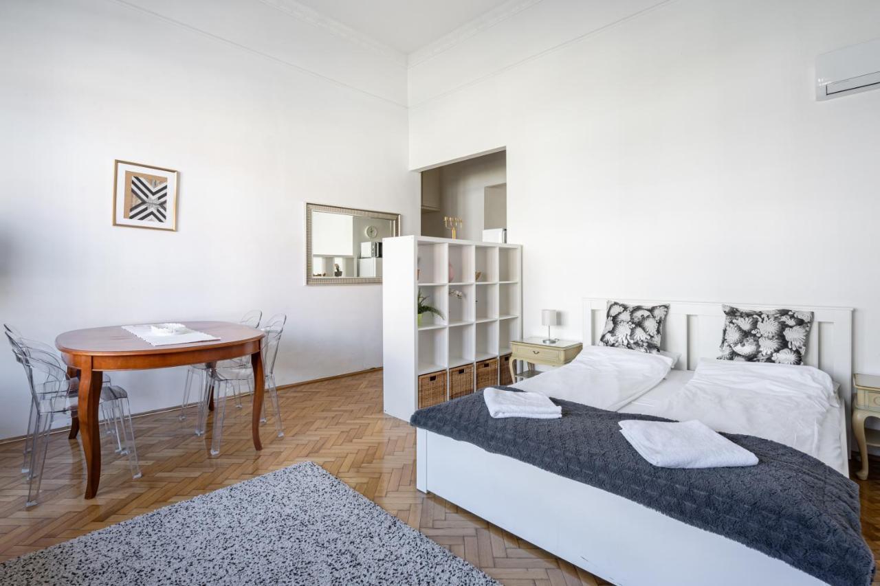 Vulcan Studio Near Danube Будапеща Екстериор снимка