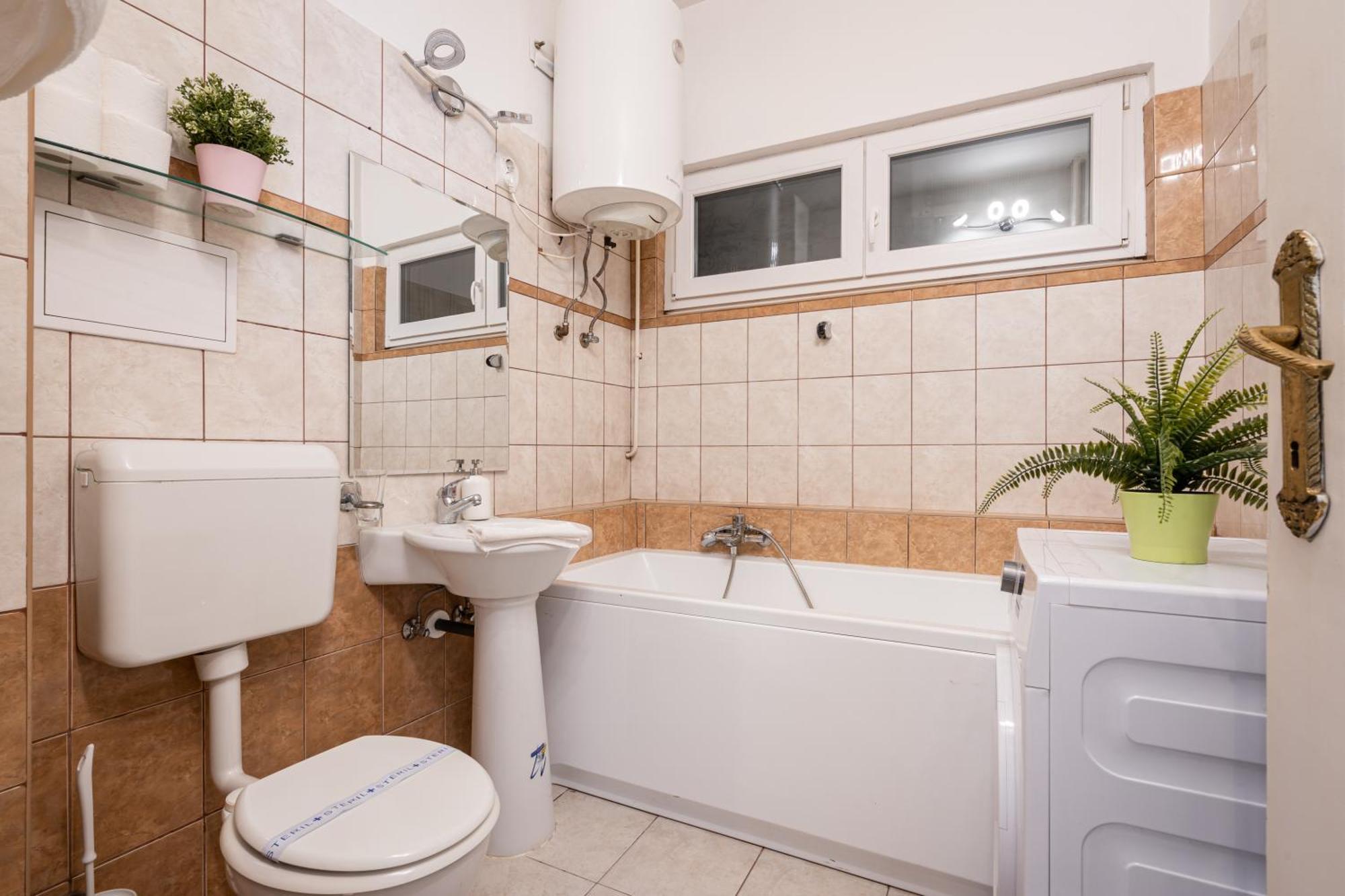 Vulcan Studio Near Danube Будапеща Екстериор снимка